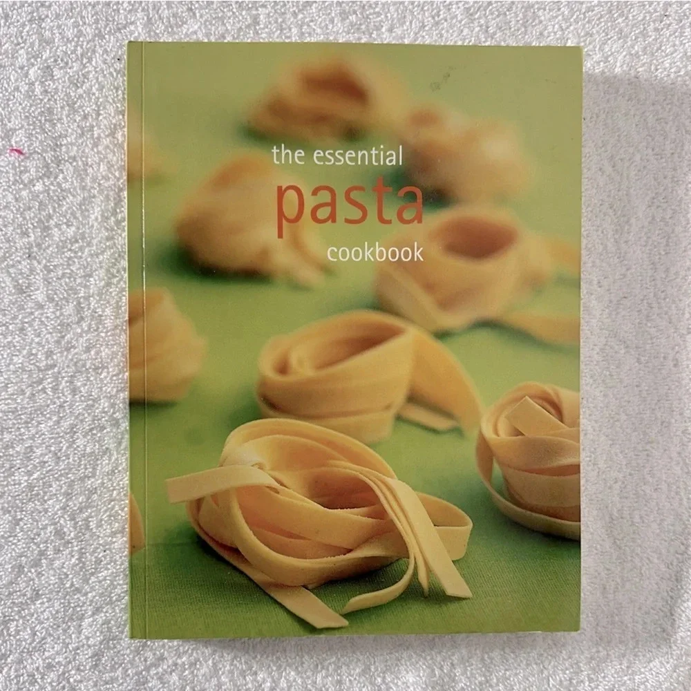 5/$35 The Essential Pasta Cookbook - Picture 1 of 9